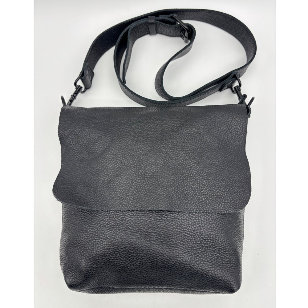 DAILY RITMO Black Leather Crossbody Handbag Bag Messenger Pebbled Medium‎